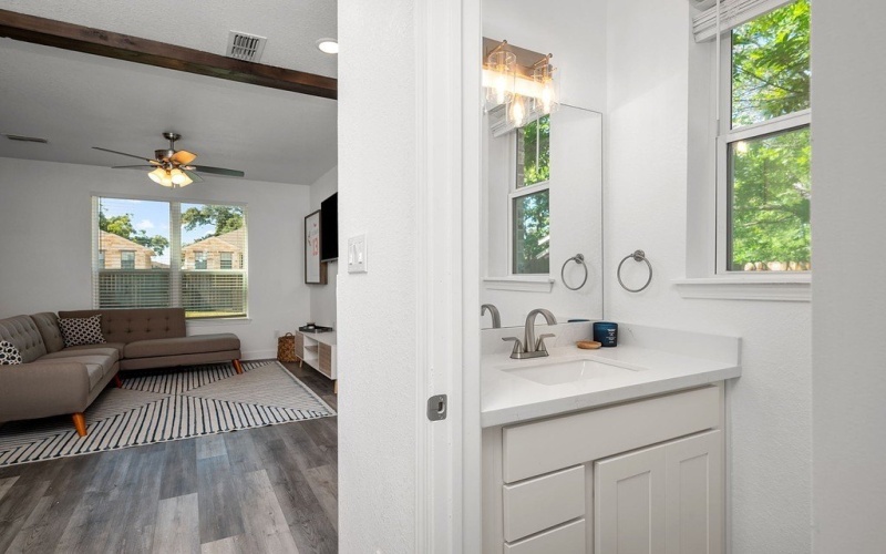 1003/1005 Armbrister Street, Brenham, TX 77833, 6 Bedrooms Bedrooms, ,7 BathroomsBathrooms,Farm,For Sale,1003/1005 Armbrister Street,141995