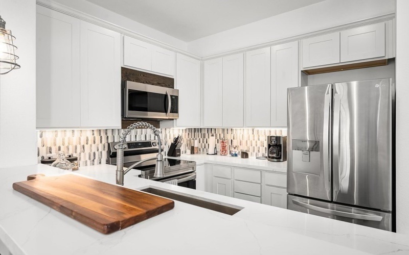 1600/1602 Clay Street, Brenham, TX 77833, 6 Bedrooms Bedrooms, ,7 BathroomsBathrooms,Residential,For Sale,1600/1602 Clay Street,142140