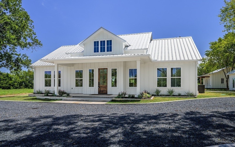 1211 East Fuchs Road, Carmine, TX 78932, 3 Bedrooms Bedrooms, ,2 BathroomsBathrooms,Farm,For Sale,1211 East Fuchs Road,147827