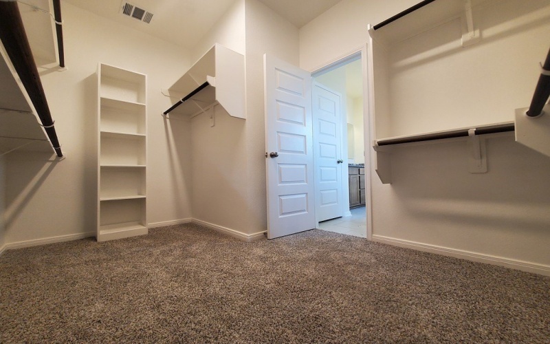 1412 Lake Ridge Drive, Brenham, TX 77833, 3 Habitaciones Habitaciones , ,2 BañosBaños,Residential,En Venta,1412 Lake Ridge Drive,0,148760