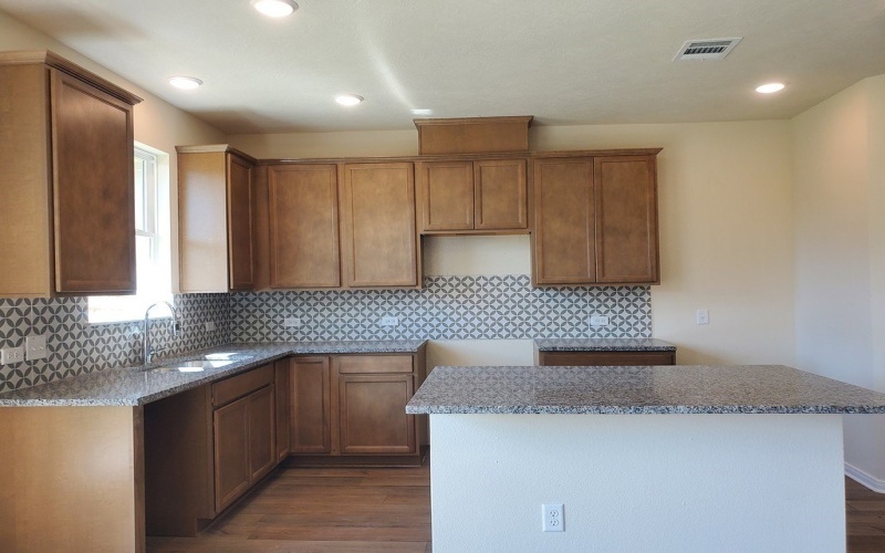 1412 Lake Ridge Drive, Brenham, TX 77833, 3 Habitaciones Habitaciones , ,2 BañosBaños,Residential,En Venta,1412 Lake Ridge Drive,0,148760