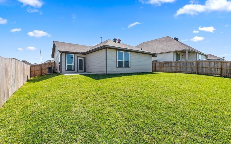 1409 Whitney Lane, Brenham, TX 77833, 3 Bedrooms Bedrooms, ,2 BathroomsBathrooms,Residential,For Sale,1409 Whitney Lane,0,148767