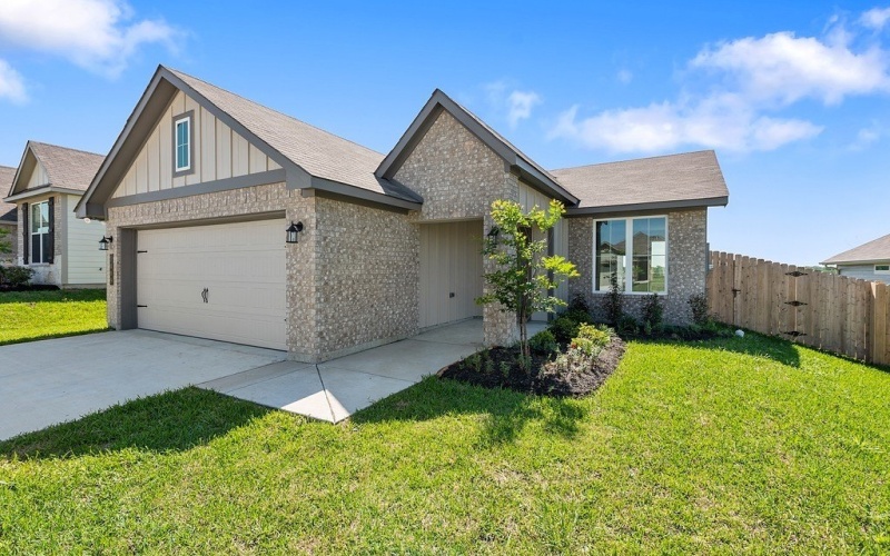 1409 Whitney Lane, Brenham, TX 77833, 3 Bedrooms Bedrooms, ,2 BathroomsBathrooms,Residential,For Sale,1409 Whitney Lane,0,148767