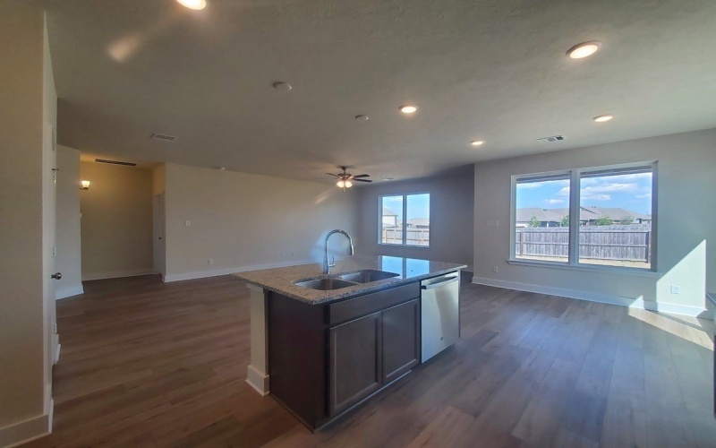 2043 Winepress Road, Brenham, TX 77833, 4 Habitaciones Habitaciones , ,2 BañosBaños,Residential,En Venta,2043 Winepress Road,0,148841