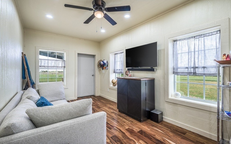 1970 West Highway 159, Fayetteville, TX 78940, 1 Dormitorio Habitaciones , ,1 BañoBaños,Granja,En Venta,1970 West Highway 159,0,151411