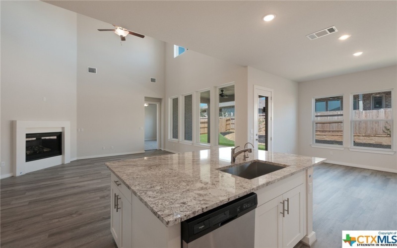 2240 Sur Avenue, New Braunfels, TX 78132, 4 Habitaciones Habitaciones , ,3 BañosBaños,Residential,En Venta,2240 Sur Avenue,506250