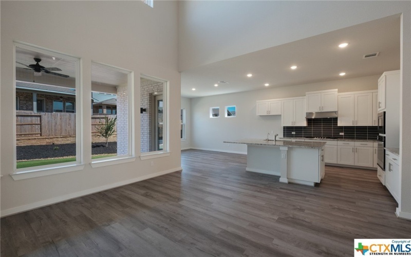 2240 Sur Avenue, New Braunfels, TX 78132, 4 Habitaciones Habitaciones , ,3 BañosBaños,Residential,En Venta,2240 Sur Avenue,506250