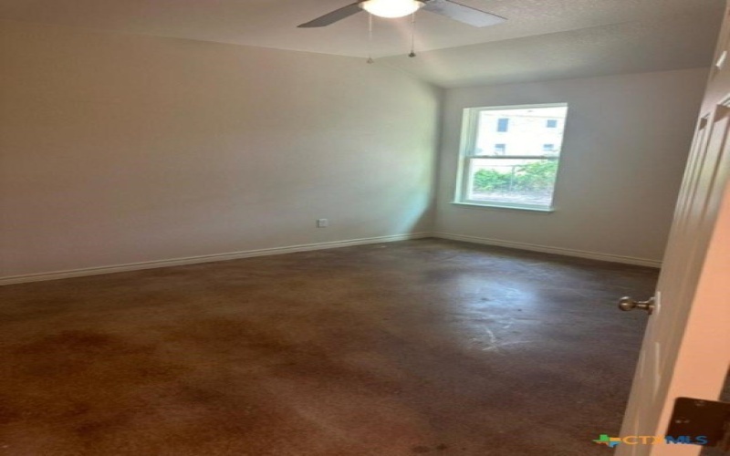 206 E Washington Avenue, Copperas Cove, TX 76522, 3 Habitaciones Habitaciones , ,Residential,En Venta,206 E Washington Avenue,533714