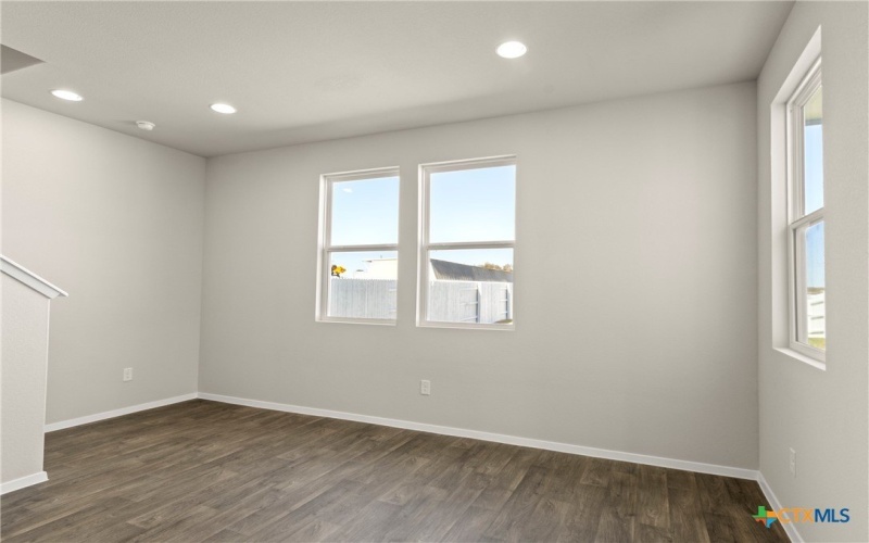 192 Lavender Lane, Elgin, TX 78621, 3 Bedrooms Bedrooms, ,2 BathroomsBathrooms,Residential,For Sale,192 Lavender Lane,561519