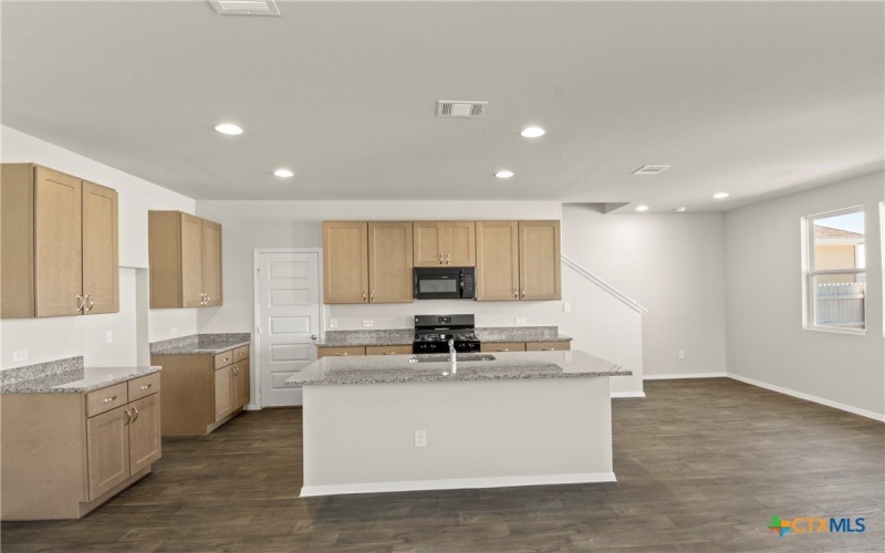 192 Lavender Lane, Elgin, TX 78621, 3 Bedrooms Bedrooms, ,2 BathroomsBathrooms,Residential,For Sale,192 Lavender Lane,561519