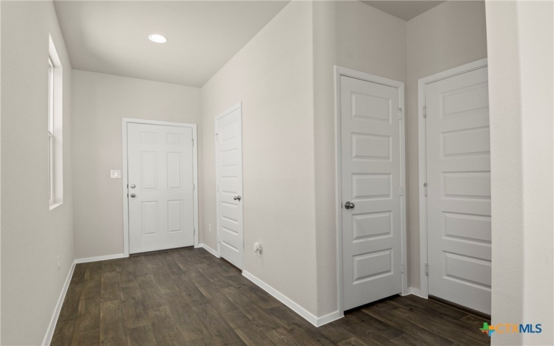 192 Lavender Lane, Elgin, TX 78621, 3 Bedrooms Bedrooms, ,2 BathroomsBathrooms,Residential,For Sale,192 Lavender Lane,561519