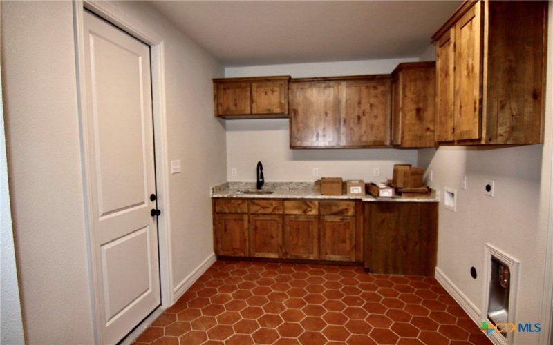 5715 Sparrow Court, Temple, TX 76502, 4 Bedrooms Bedrooms, ,3 BathroomsBathrooms,Residential,For Sale,5715 Sparrow Court,561685