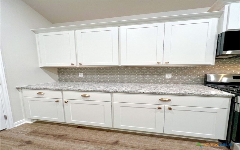 301 Cobblestone Court, Victoria, TX 77904, 4 Bedrooms Bedrooms, ,2 BathroomsBathrooms,Residential,For Sale,301 Cobblestone Court,0,544801