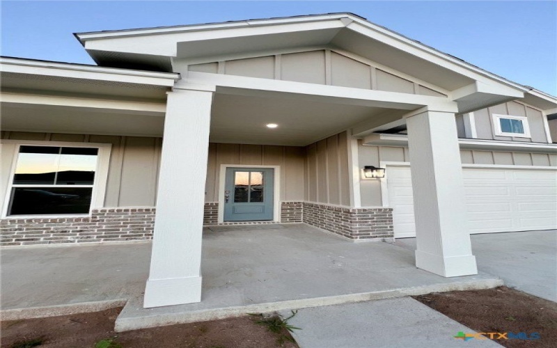 301 Cobblestone Court, Victoria, TX 77904, 4 Bedrooms Bedrooms, ,2 BathroomsBathrooms,Residential,For Sale,301 Cobblestone Court,0,544801