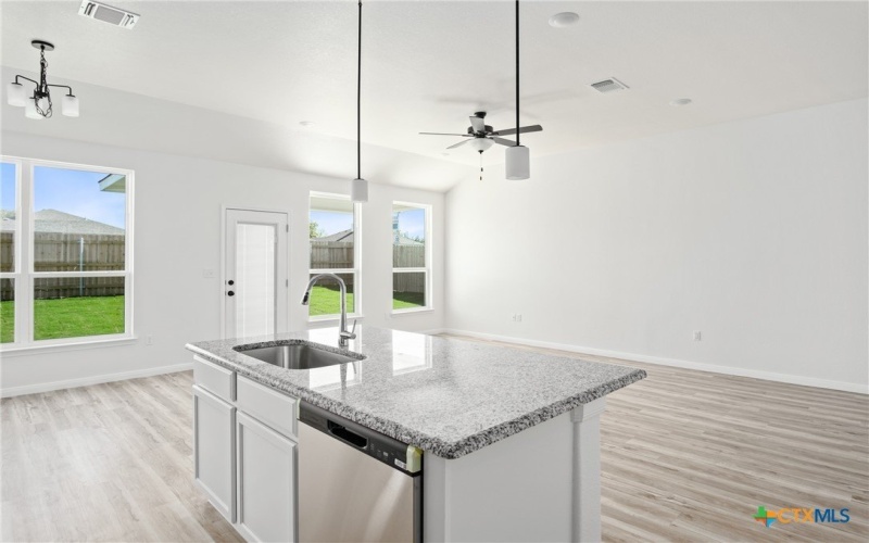 1013 Lago Azul Lane, Temple, TX 76504, 4 Habitaciones Habitaciones , ,2 BañosBaños,Residential,En Venta,1013 Lago Azul Lane,562194