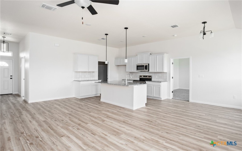 1013 Lago Azul Lane, Temple, TX 76504, 4 Habitaciones Habitaciones , ,2 BañosBaños,Residential,En Venta,1013 Lago Azul Lane,562194