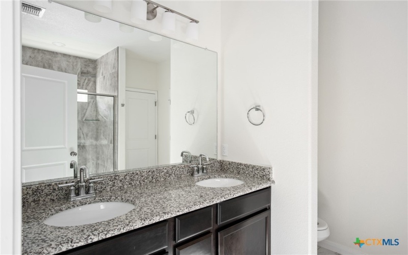 1017 Lago Azul Lane, Temple, TX 76504, 4 Bedrooms Bedrooms, ,2 BathroomsBathrooms,Residential,For Sale,1017 Lago Azul Lane,562196