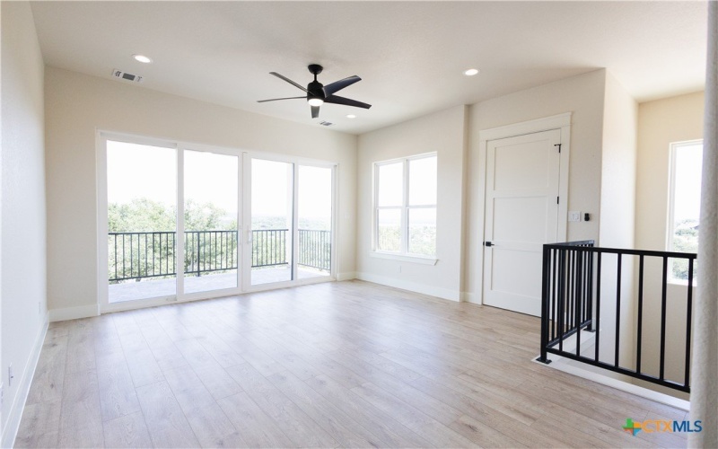 1193 Country Pike, Canyon Lake, TX 78133, 4 Bedrooms Bedrooms, ,5 BathroomsBathrooms,Residential,For Sale,1193 Country Pike,546912