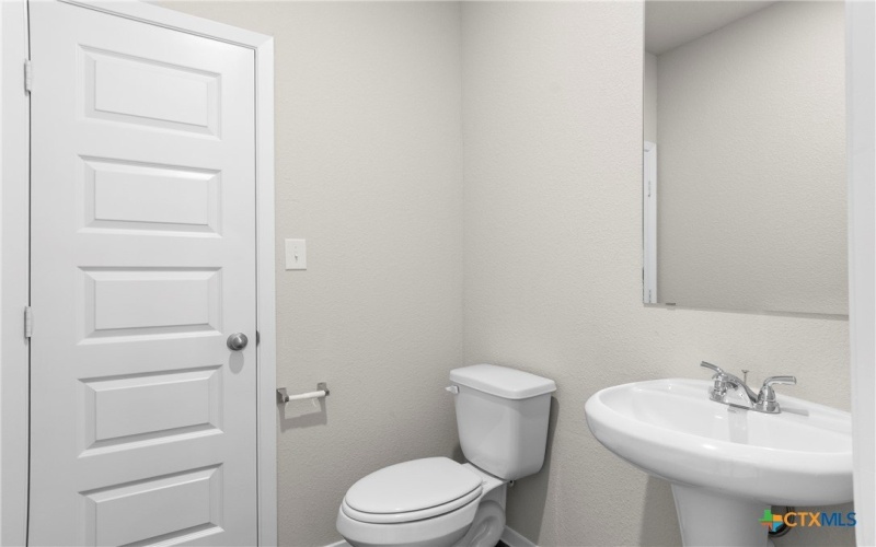 128 Bluestem Drive, Elgin, TX 78621, 3 Habitaciones Habitaciones , ,2 BañosBaños,Residential,En Venta,128 Bluestem Drive,0,562326