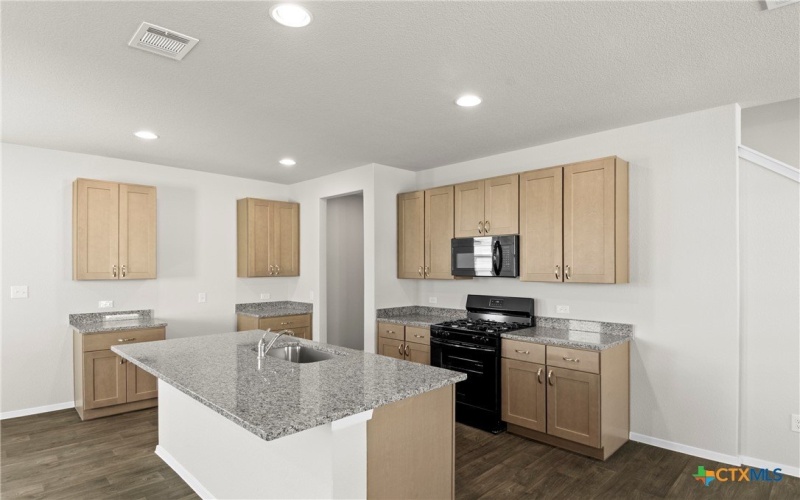 128 Bluestem Drive, Elgin, TX 78621, 3 Habitaciones Habitaciones , ,2 BañosBaños,Residential,En Venta,128 Bluestem Drive,0,562326