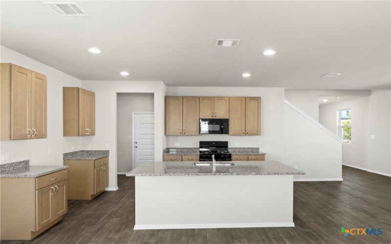 128 Bluestem Drive, Elgin, TX 78621, 3 Habitaciones Habitaciones , ,2 BañosBaños,Residential,En Venta,128 Bluestem Drive,0,562326