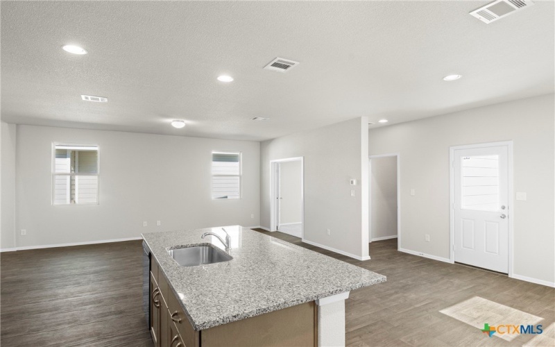 128 Bluestem Drive, Elgin, TX 78621, 3 Habitaciones Habitaciones , ,2 BañosBaños,Residential,En Venta,128 Bluestem Drive,0,562326