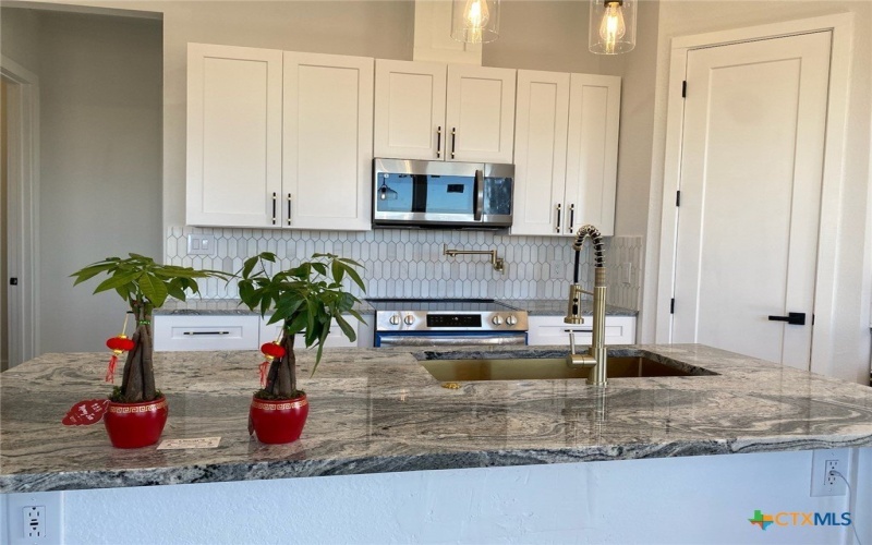 43 Buckskin Drive, Palacios, TX 77465, 2 Habitaciones Habitaciones , ,2 BañosBaños,Residential,En Venta,43 Buckskin Drive,548059