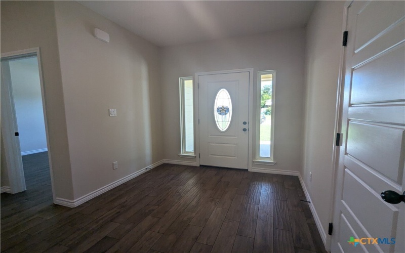 1704 E Avenue G, Lampasas, TX 76550, 3 Bedrooms Bedrooms, ,2 BathroomsBathrooms,Residential,For Sale,1704 E Avenue G,548809