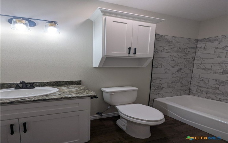 1704 E Avenue G, Lampasas, TX 76550, 3 Bedrooms Bedrooms, ,2 BathroomsBathrooms,Residential,For Sale,1704 E Avenue G,548809