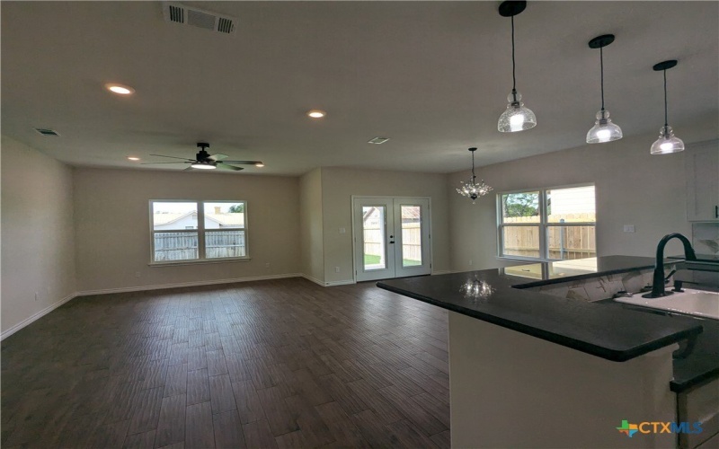 1708 E Ave G, Lampasas, TX 76550, 3 Bedrooms Bedrooms, ,2 BathroomsBathrooms,Residential,For Sale,1708 E Ave G,0,548925