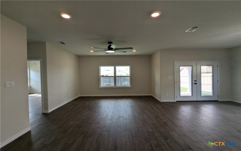 1708 E Ave G, Lampasas, TX 76550, 3 Bedrooms Bedrooms, ,2 BathroomsBathrooms,Residential,For Sale,1708 E Ave G,0,548925