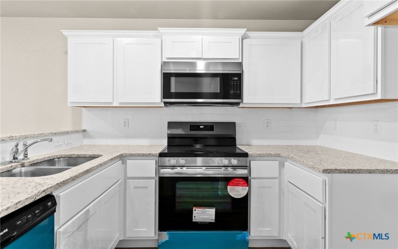 226 N Mary Jo Drive, Harker Heights, TX 76548, 3 Bedrooms Bedrooms, ,Residential,For Sale,226 N Mary Jo Drive,551255