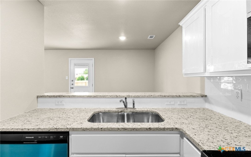 226 N Mary Jo Drive, Harker Heights, TX 76548, 3 Bedrooms Bedrooms, ,Residential,For Sale,226 N Mary Jo Drive,551255