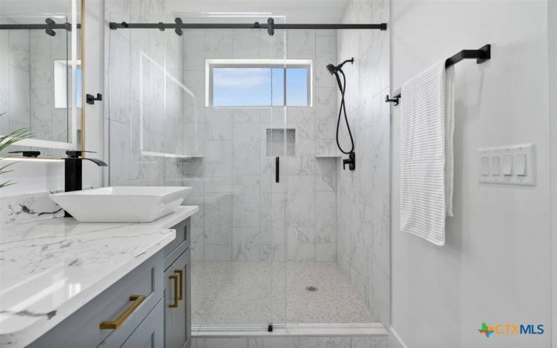 501 E Burton Street, Manor, TX 78653, 3 Habitaciones Habitaciones , ,2 BañosBaños,Residential,En Venta,501 E Burton Street,0,551977