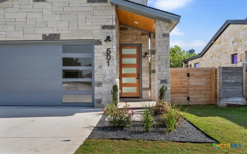 501 E Burton Street, Manor, TX 78653, 3 Habitaciones Habitaciones , ,2 BañosBaños,Residential,En Venta,501 E Burton Street,0,551977