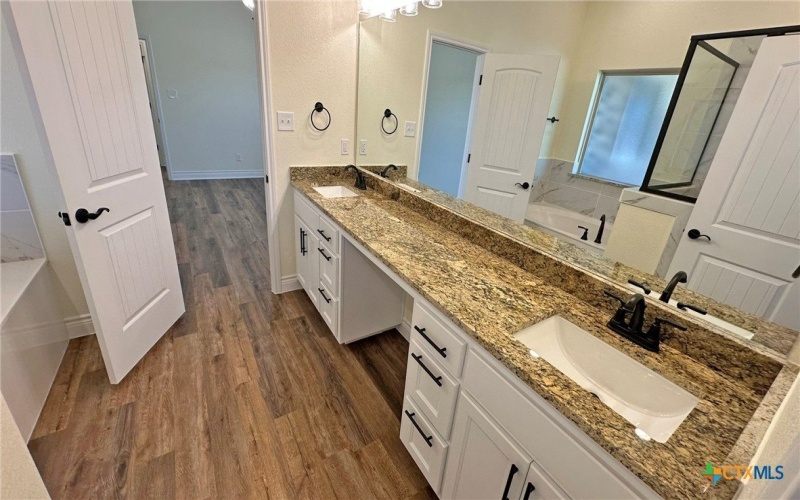 4237 Cool Basin Road, Kempner, TX 76539, 4 Bedrooms Bedrooms, ,2 BathroomsBathrooms,Residential,For Sale,4237 Cool Basin Road,552089