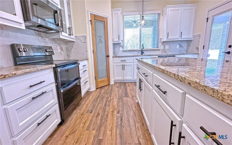 4237 Cool Basin Road, Kempner, TX 76539, 4 Bedrooms Bedrooms, ,2 BathroomsBathrooms,Residential,For Sale,4237 Cool Basin Road,552089