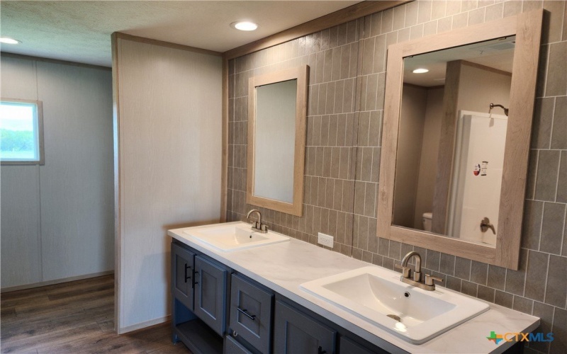 41 PR 3042, Gonzales, TX 78629, 3 Bedrooms Bedrooms, ,2 BathroomsBathrooms,Residential,For Sale,41 PR 3042,552350
