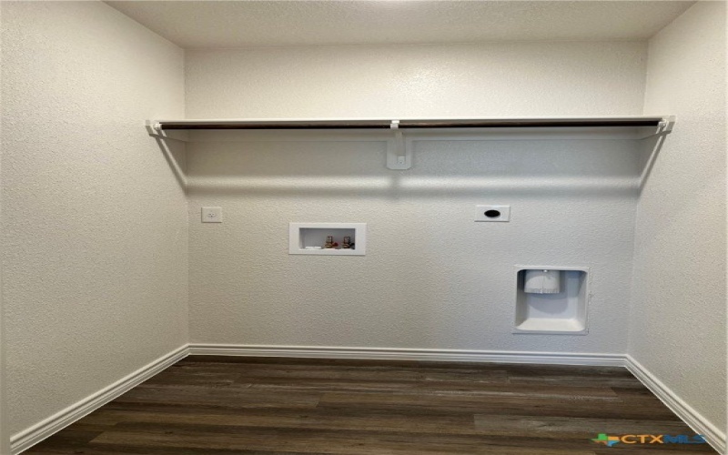 306 Dolphin Drive, Temple, TX 76501, 6 Bedrooms Bedrooms, ,Residential,For Sale,306 Dolphin Drive,555546