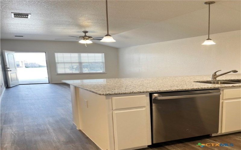 306 Dolphin Drive, Temple, TX 76501, 6 Bedrooms Bedrooms, ,Residential,For Sale,306 Dolphin Drive,555546
