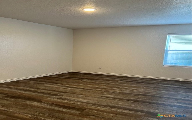 306 Dolphin Drive, Temple, TX 76501, 6 Bedrooms Bedrooms, ,Residential,For Sale,306 Dolphin Drive,555546