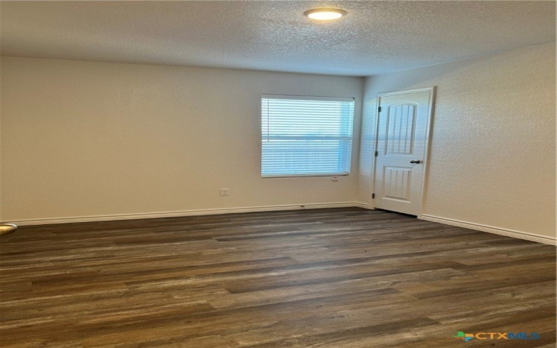 306 Dolphin Drive, Temple, TX 76501, 6 Bedrooms Bedrooms, ,Residential,For Sale,306 Dolphin Drive,555546