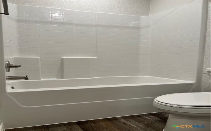 234 Dolphin Drive, Temple, TX 76501, 6 Bedrooms Bedrooms, ,Residential,For Sale,234 Dolphin Drive,555592
