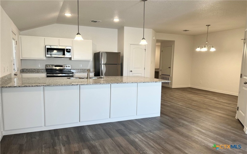 234 Dolphin Drive, Temple, TX 76501, 6 Bedrooms Bedrooms, ,Residential,For Sale,234 Dolphin Drive,555592