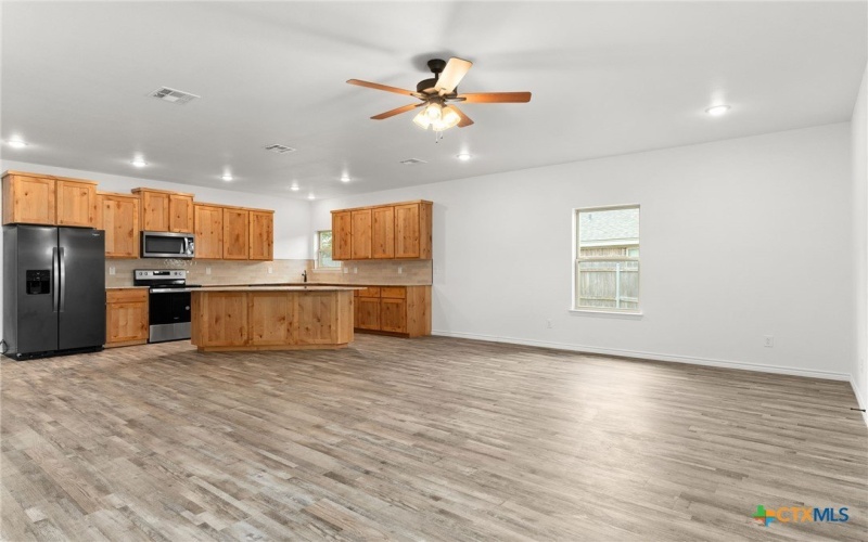 828 Elijah Ln, Lampasas, TX 76550, 4 Habitaciones Habitaciones , ,2 BañosBaños,Residential,En Venta,828 Elijah Ln,0,555636