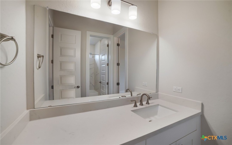 445 Chinkapin Trail, New Braunfels, TX 78132, 4 Habitaciones Habitaciones , ,3 BañosBaños,Residential,En Venta,445 Chinkapin Trail,555950