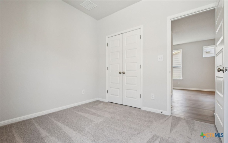 1124 Wild Leaf Way, San Marcos, TX 78666, 4 Habitaciones Habitaciones , ,2 BañosBaños,Residential,En Venta,1124 Wild Leaf Way,0,556661