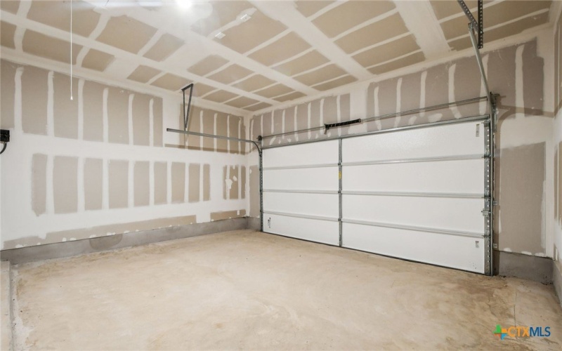 1124 Wild Leaf Way, San Marcos, TX 78666, 4 Habitaciones Habitaciones , ,2 BañosBaños,Residential,En Venta,1124 Wild Leaf Way,0,556661