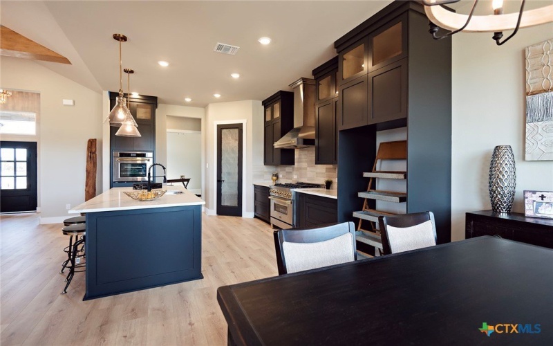 212 Saddle Springs Drive, Georgetown, TX 78633, 4 Bedrooms Bedrooms, ,3 BathroomsBathrooms,Residential,For Sale,212 Saddle Springs Drive,0,557196