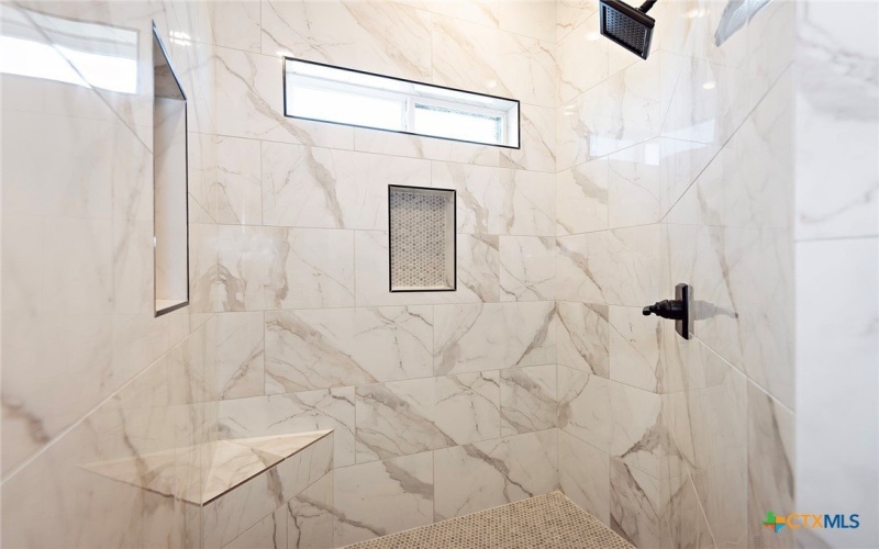 212 Saddle Springs Drive, Georgetown, TX 78633, 4 Bedrooms Bedrooms, ,3 BathroomsBathrooms,Residential,For Sale,212 Saddle Springs Drive,0,557196